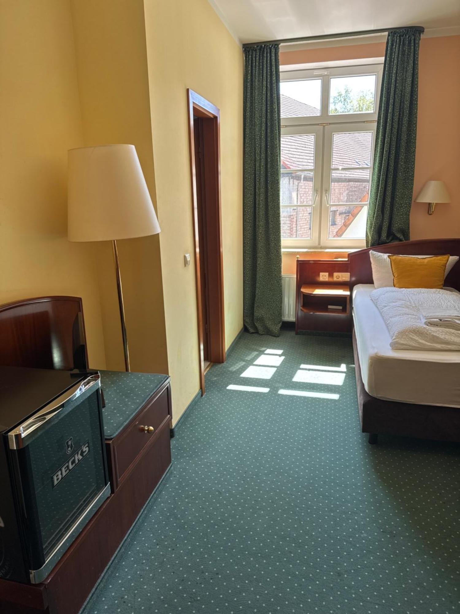 Hotel Am Schloss - Frankfurt An Der Oder Luaran gambar