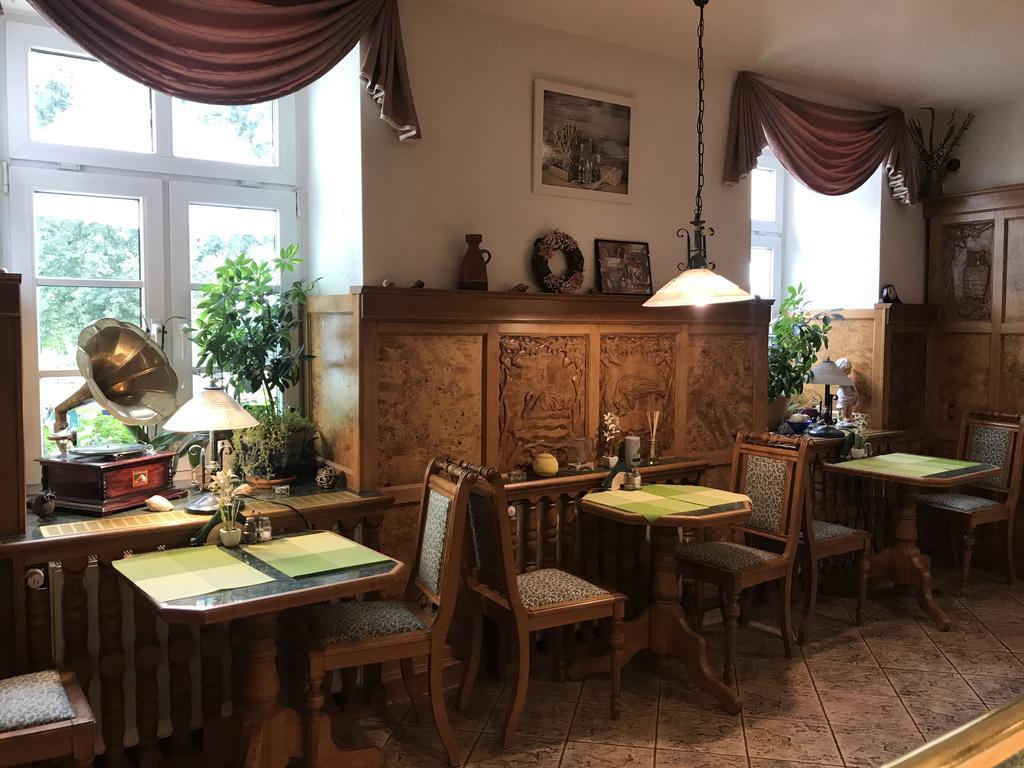 Hotel Am Schloss - Frankfurt An Der Oder Luaran gambar